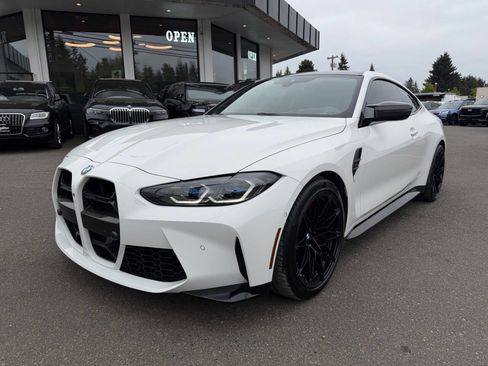 Used 2021 BMW M4 Competition w/ Executive Package RWD image 1
