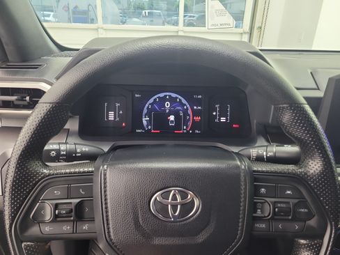 Used 2024 Toyota Tacoma SR5 RWD image 33