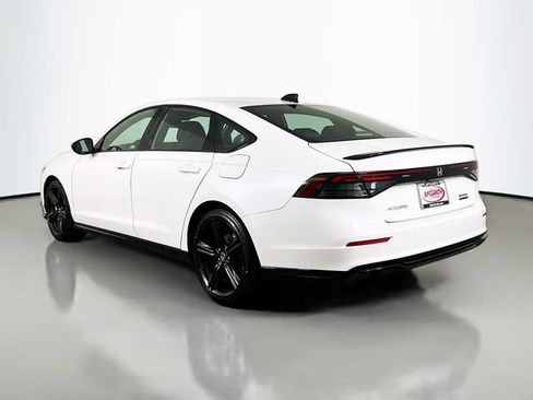 Used 2025 Honda Accord Sport image 17