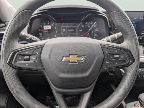 New 2026 Chevrolet Trax LS FWD image 24