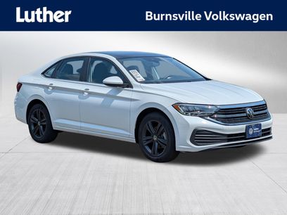 Certified 2024 Volkswagen Jetta SE w/ Panoramic Sunroof Package