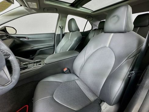Used 2021 Toyota Camry XSE w/ TRD Appearance Package (TMS) FWD image 11
