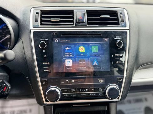Used 2018 Subaru Outback 2.5i Premium image 39