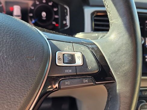 Used 2020 Volkswagen Atlas SEL image 28