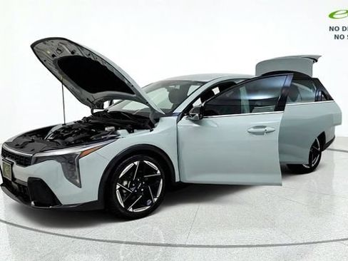 Used 2025 Kia K4 GT-Line FWD image 14