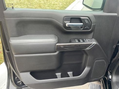 Used 2021 Chevrolet Silverado 1500 LTZ image 18