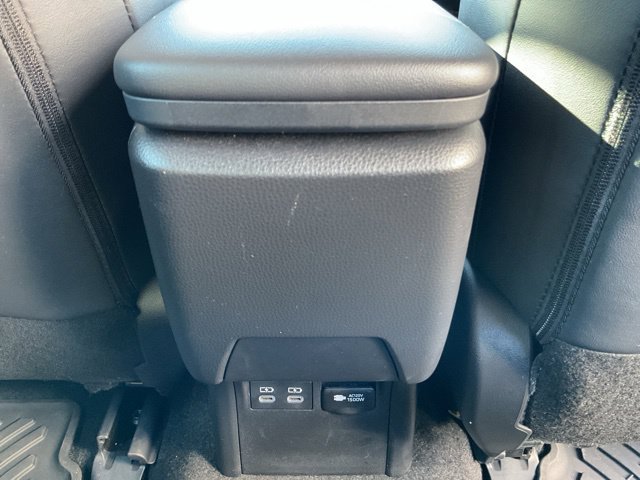 Used 2024 Toyota Prius Prime FWD image 19