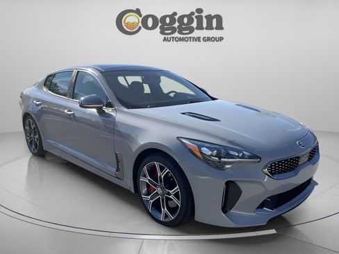 Used 2019 Kia Stinger GT2 image 7