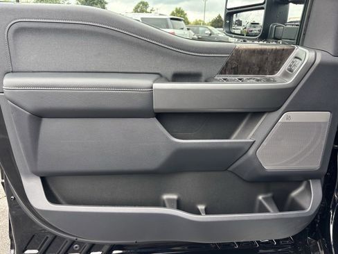 New 2026 Ford F350 Lariat w/ Chrome Package image 16