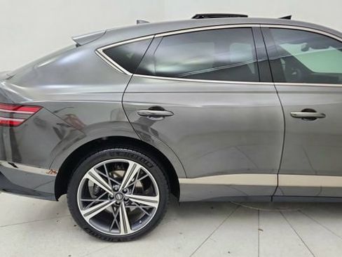 Used 2025 Genesis GV80 3.5T e-SC AWD/4WD image 12