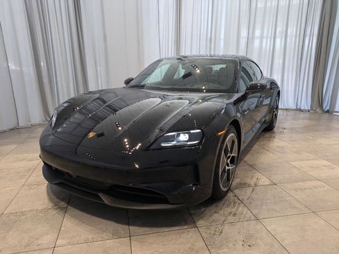 Used 2025 Porsche Taycan image 1