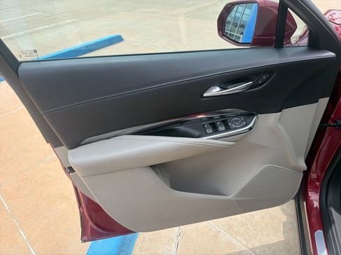 Used 2019 Cadillac XT4 Luxury FWD image 22