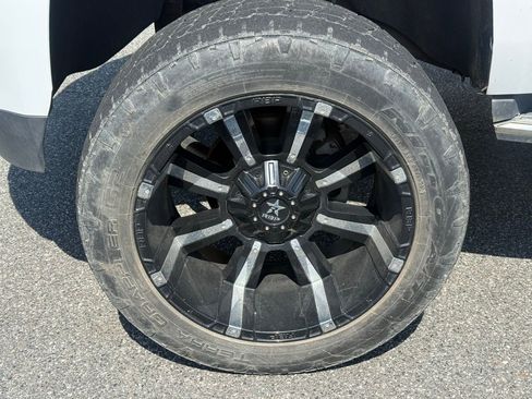 Used 2019 GMC Yukon SLT image 10