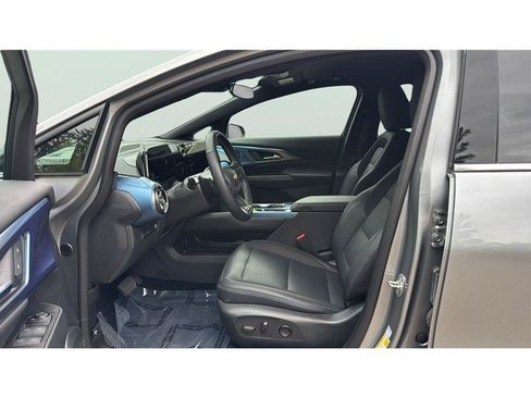 Used 2024 Chevrolet Equinox EV LT w/ LPO, Active Package FWD image 10