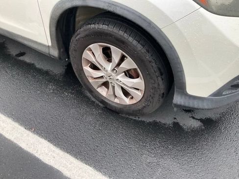 Used 2014 Honda CR-V EX-L image 2