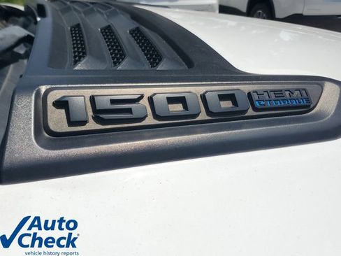 Used 2023 RAM 1500 Limited w/ Night Edition AWD/4WD image 8