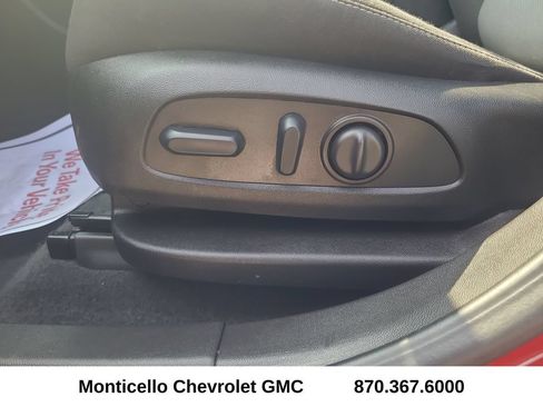 Used 2024 Chevrolet Blazer LT w/ Convenience Package FWD image 15