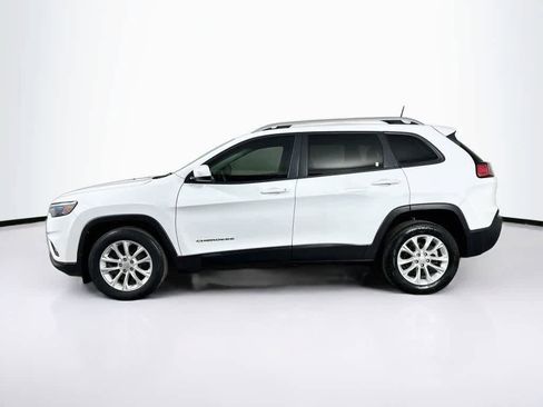 Used 2020 Jeep Cherokee Latitude FWD image 3