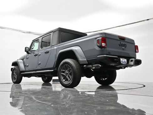New 2026 Jeep Gladiator Sport image 41