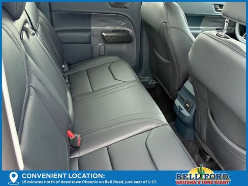 New 2025 Ford Maverick Lariat w/ Black Appearance Package AWD/4WD image 13