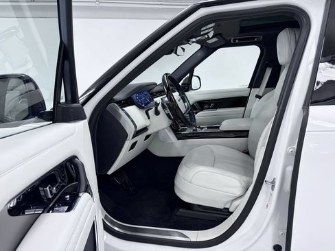 Used 2023 Land Rover Range Rover SE AWD/4WD image 13