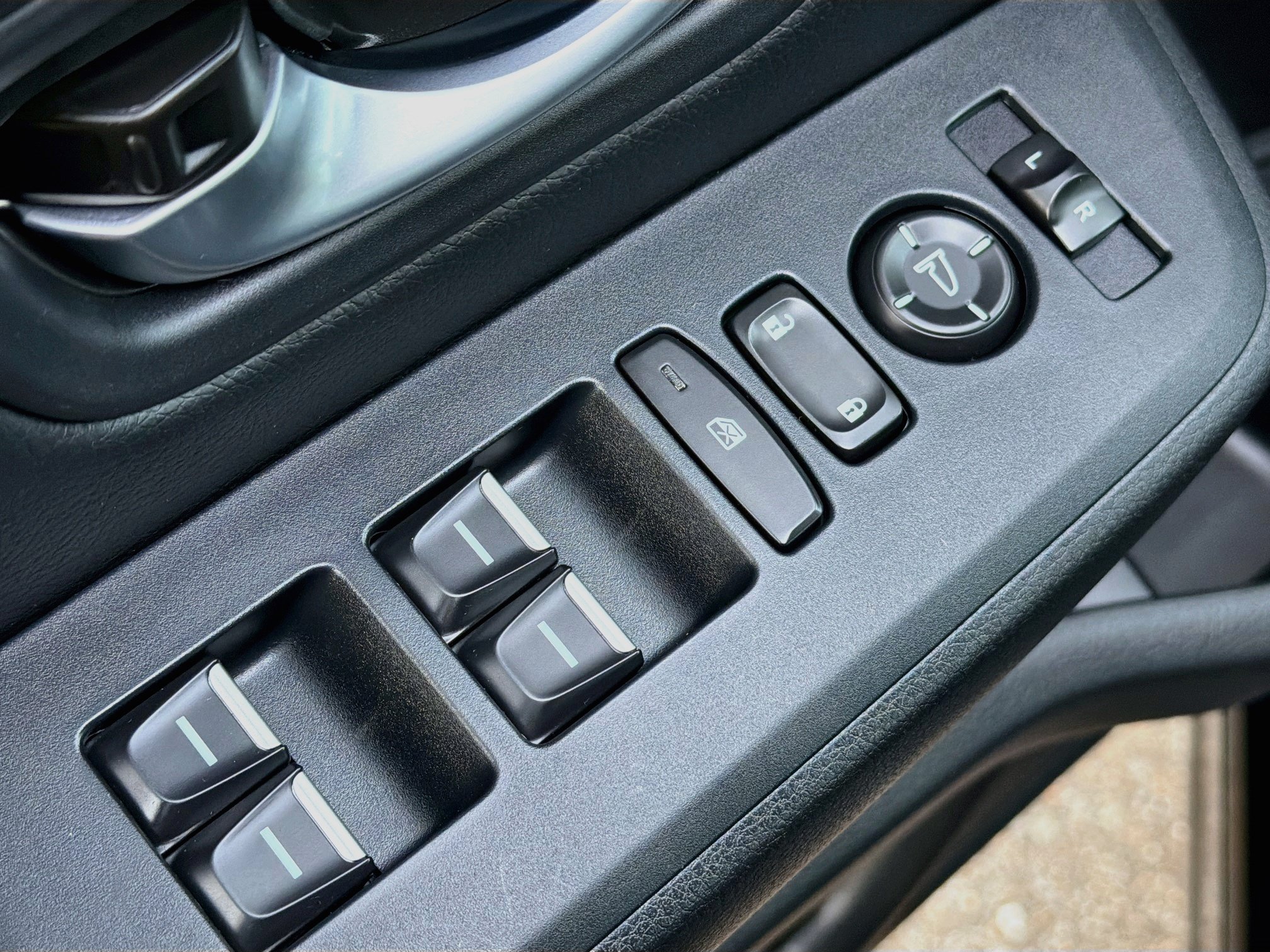 Used 2025 Honda Pilot Touring image 15