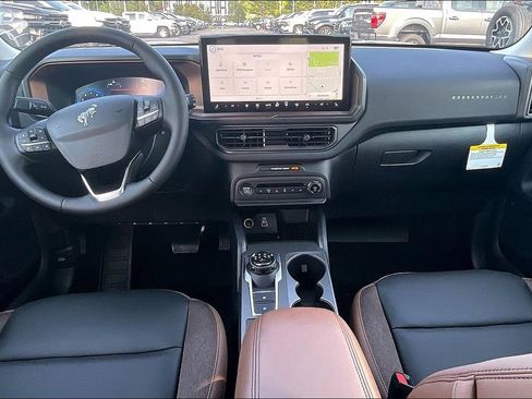 New 2025 Ford Bronco Sport Outer Banks w/ Outer Banks Tech Package+ image 5