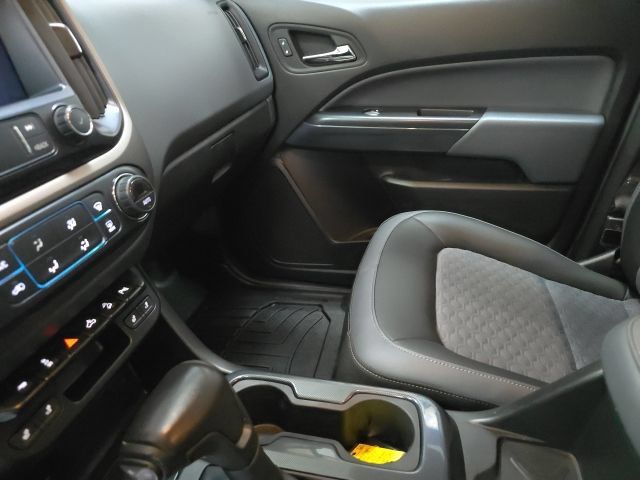 Used 2019 Chevrolet Colorado Z71 AWD/4WD image 19