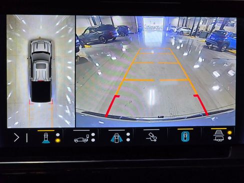 Used 2023 Chevrolet Silverado 1500 LTZ image 30