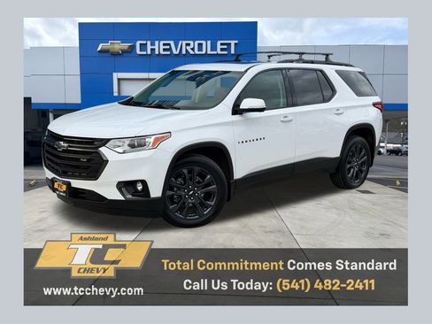 Certified 2021 Chevrolet Traverse RS w/ LPO, Floor Liner Package image 1