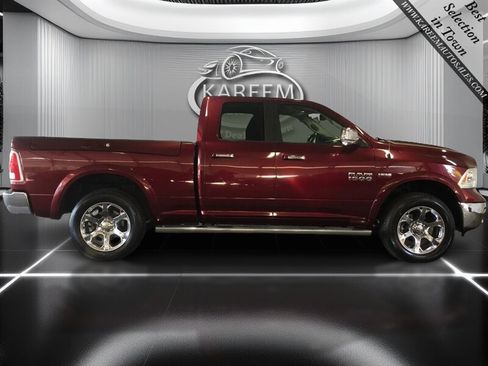 Used 2018 RAM 1500 Laramie w/ Convenience Group AWD/4WD image 4