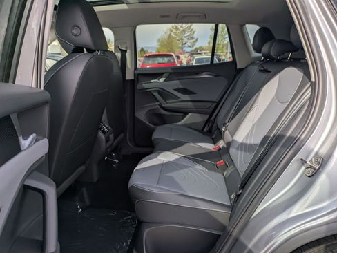 New 2026 Volkswagen Tiguan SE image 16