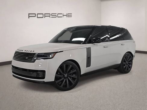 Used 2025 Land Rover Range Rover SV AWD/4WD image 1