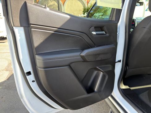 Used 2023 Chevrolet Colorado LT w/ LT Convenience Package image 19