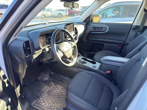 Used 2022 Ford Bronco Sport Badlands image 2