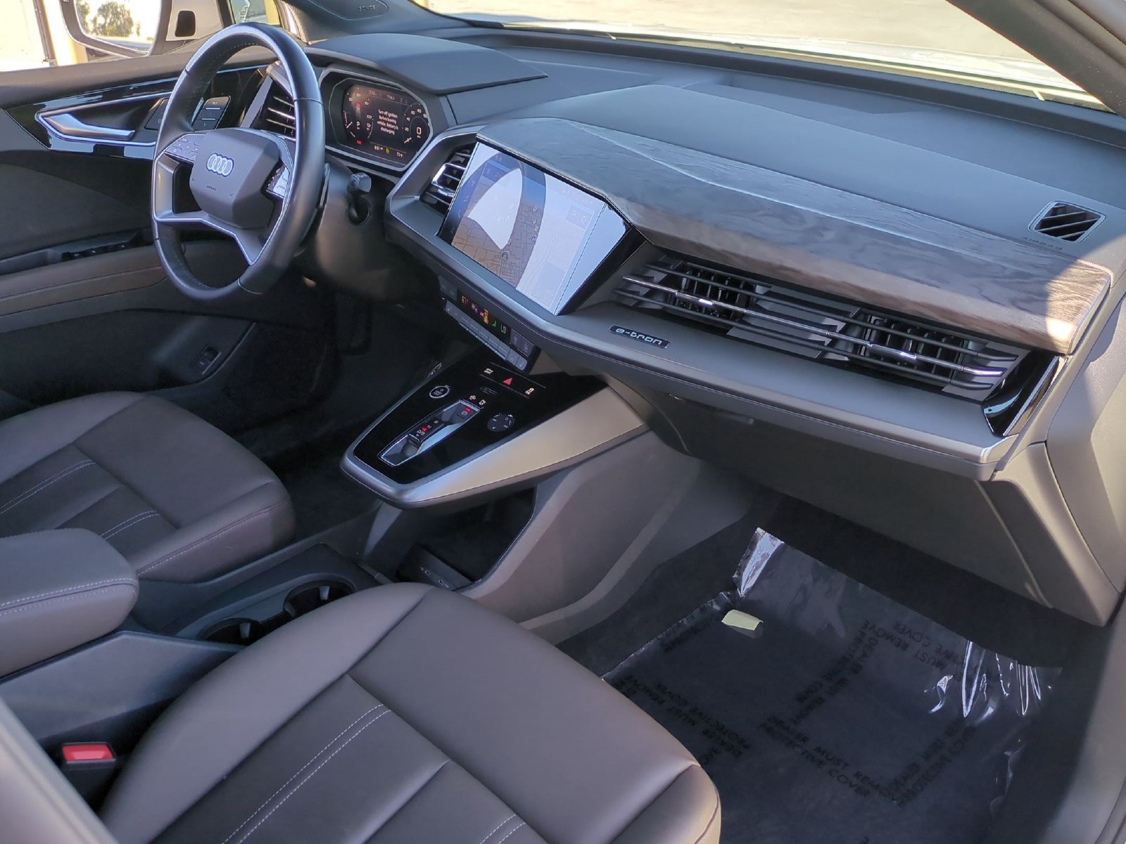 Used 2024 Audi Q4 e-tron Premium Plus w/ Premium Plus RWD image 21