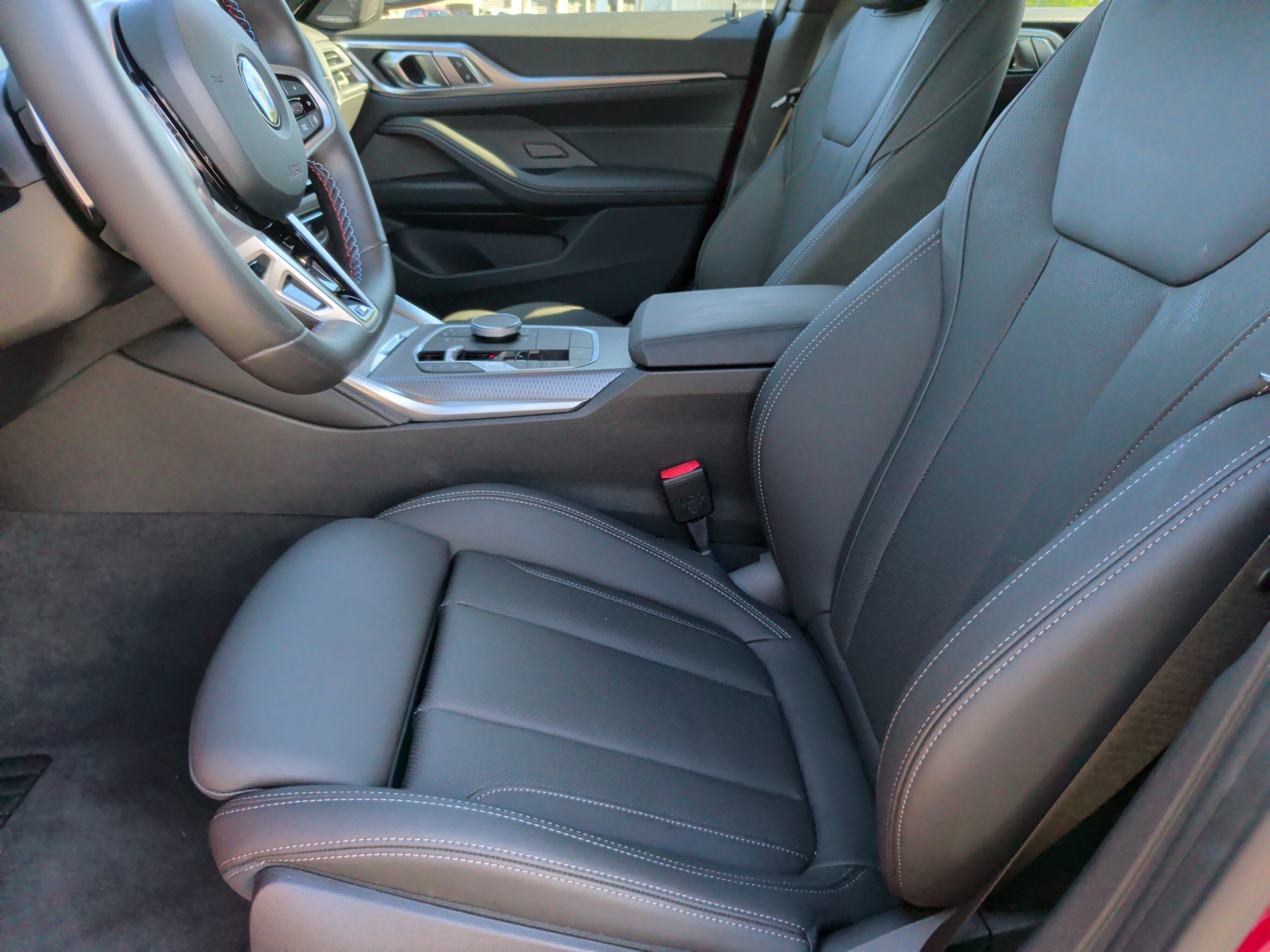 Certified 2026 BMW M440i w/ Premium Package RWD image 27