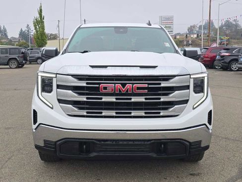 Used 2023 GMC Sierra 1500 SLE image 8