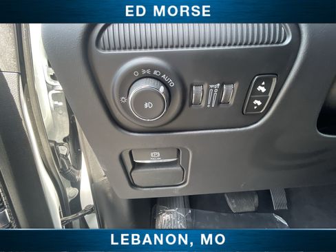 Used 2024 Jeep Grand Wagoneer L Series II w/ Quick Order Packagew 28T AWD/4WD image 18