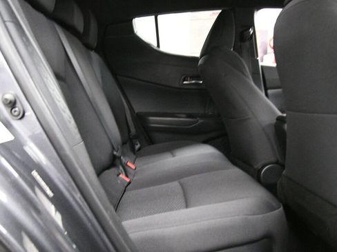 Used 2018 Toyota C-HR XLE image 19