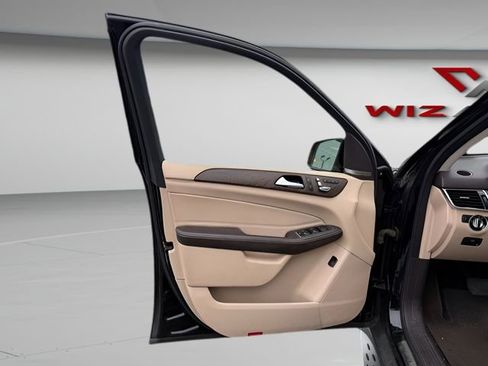 Used 2018 Mercedes-Benz GLE 350 4MATIC image 14