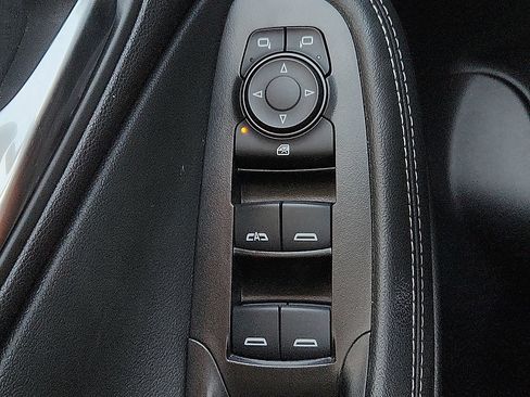 Used 2025 Buick Encore GX Preferred FWD image 10