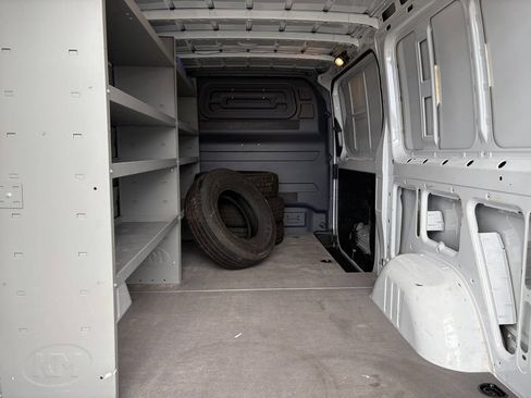 Used 2022 Mercedes-Benz Sprinter 1500 image 21