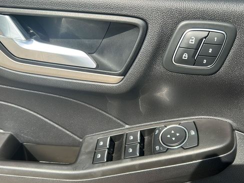 Certified 2021 Ford Escape SEL w/ Technology Package FWD image 9