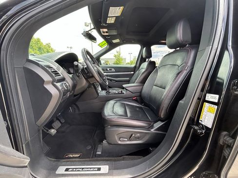 Used 2018 Ford Explorer Sport AWD/4WD image 11
