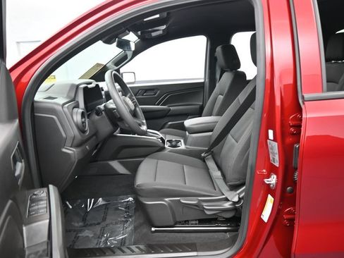 Used 2026 Chevrolet Colorado W/T w/ WT Custom Package RWD image 11
