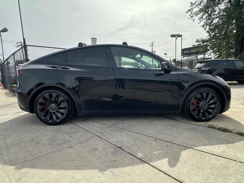 Used 2020 Tesla Model Y Performance AWD/4WD image 4