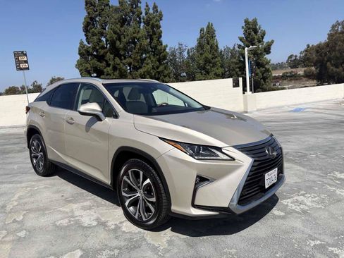 Used 2017 Lexus RX 350 FWD w/ Premium Package image 47