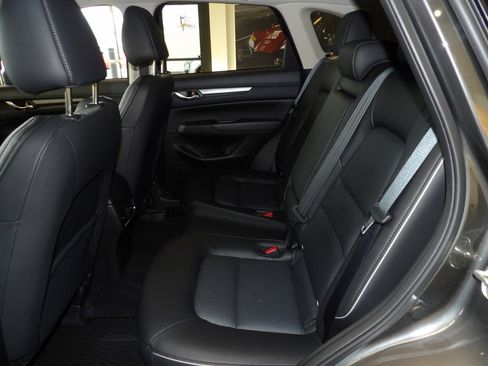 Certified 2025 MAZDA CX-5 AWD 2.5 S w/ Select Package image 22