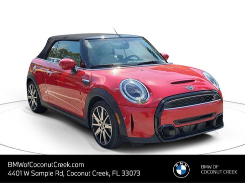 Certified 2024 MINI Cooper S w/ Signature Upholstery Package FWD image 1